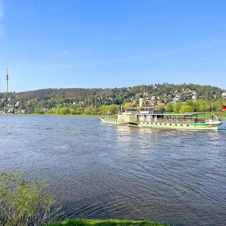 Faehrhaus Helios 公寓 *